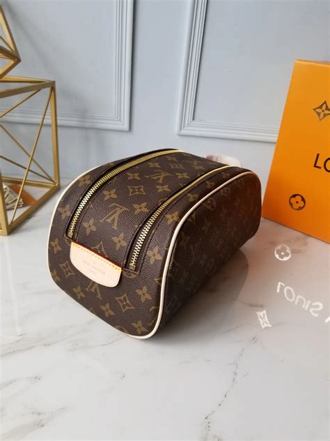 fake louis vuitton toiletry bag|louis vuitton toiletry bag men's.